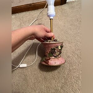 Beautiful Victorian floral lamp, no lamp shade